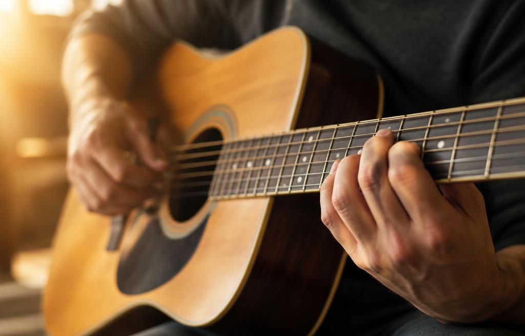 Beginner learning acoustic guitar